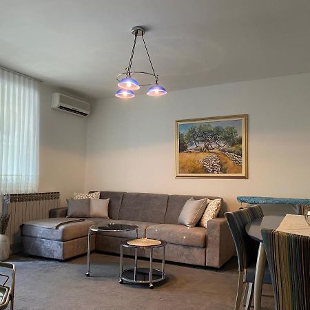 Apartman Njivice Dış mekan fotoğraf