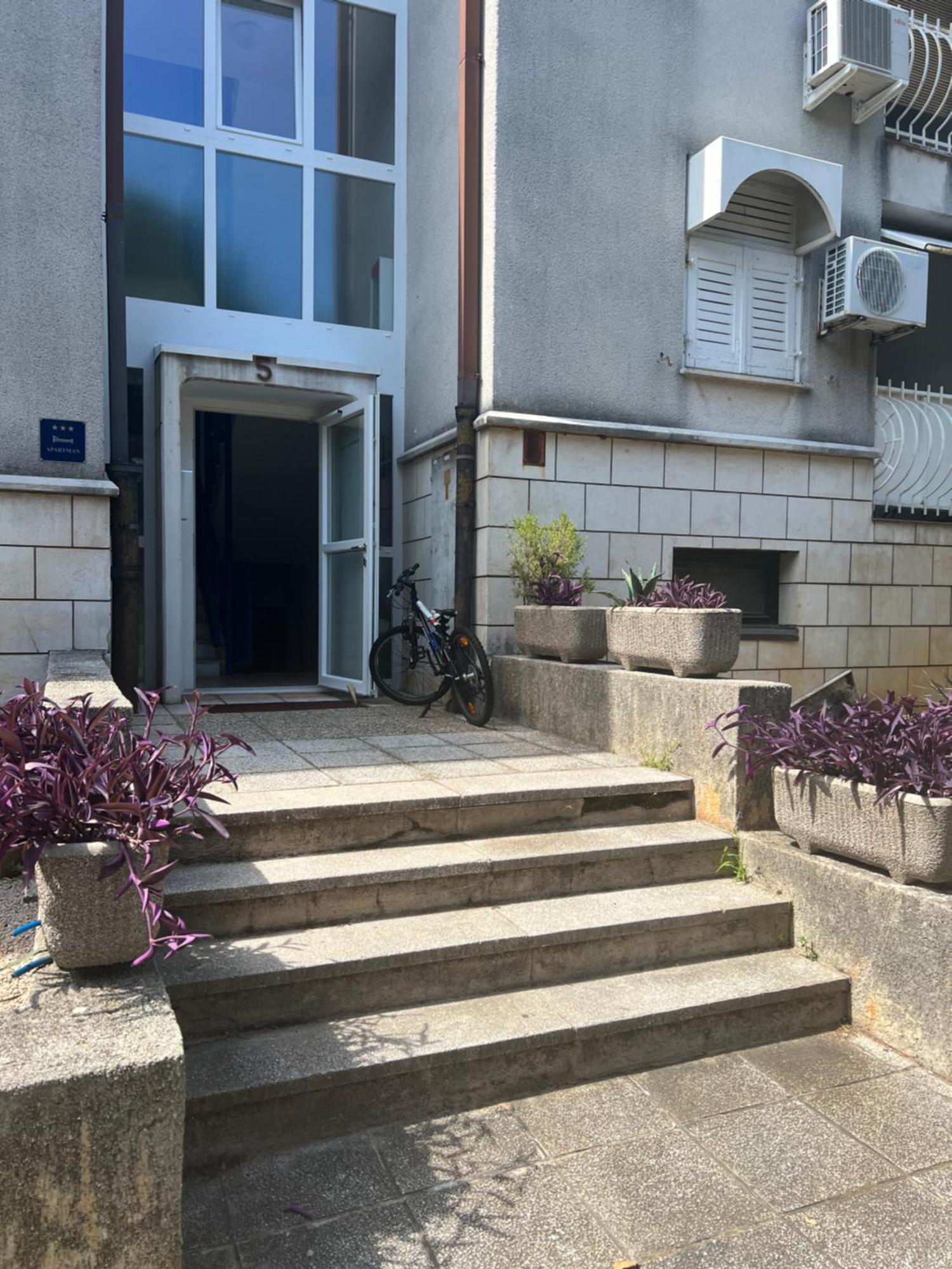 Apartman Njivice Dış mekan fotoğraf